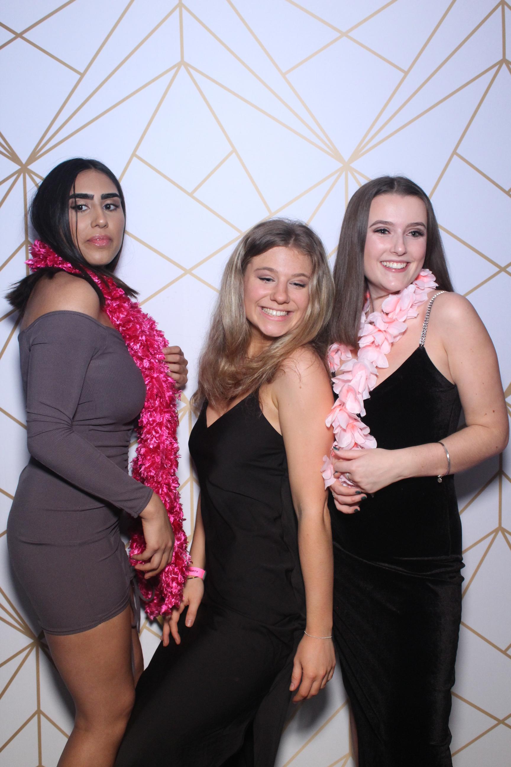 Claudia's 21st  | View more photos from the event at gallery.magicimages.uk/u/MagicImages/Claudias-21st